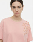 influencer italia - T-SHIRT con dettaglio fiori sulla spalla - 05AB238