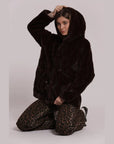 mimi mua - CAPPOTTO EFFETTO PELLICCIA CON COULISSE - yqap-6670