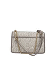 byblos - Marchio: By byblos
Codice Articolo: S64a06 Ivory/grey
Specifiche Articolo: Bybs64a06
Stagione d'uso: Autunno Inverno
Genere: Accessori
Tipologia: Tracolle
Tomaia: Sintetico - BYBS64A06A
