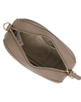 byblos  -  bORSA BYBLOS IN ECO PELLE
mODELLO CAMERA BAG
Borsa con tracolla regolabile  -  bybs50a05