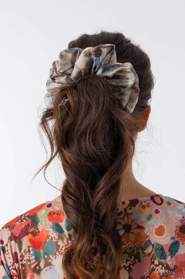 annekè  -  elastico capelli
dimensioni:15x15  -  43481