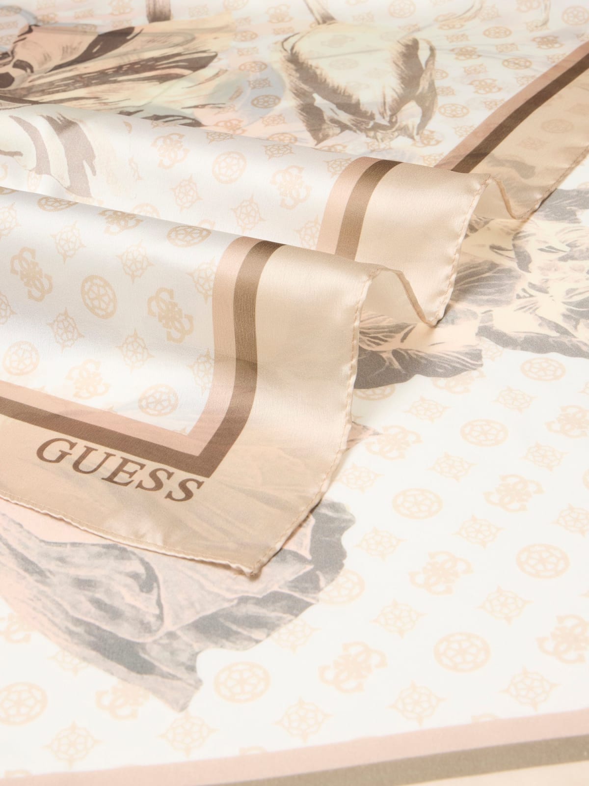 GUESS  -  Foulards  -  AW5491POL03
