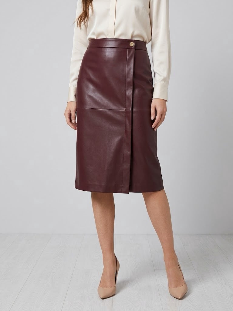 influencer italia  -  gonna in ecopelle  -  06z4486