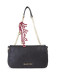 VALENTINO  -  Riferimento: VBS9I009
Altezza: 18 cm
Lunghezza: 30 cm
Larghezza: 10 cm
Peso: 640 gr
Scomparti: Scomparti multipli
Composizione esterna: POLIURETANO 100%
Composizione interna: POLYESTER 100%  -  VBS9I009