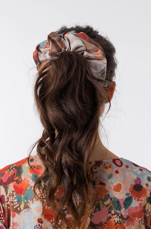 annekè  -  elastico capelli
dimensioni:15x15  -  43481