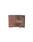 byblos  -  Portafogli byblos in eco pelle
Doppio scomparto con chiusura con bottone portacarte 
Scomparto con chiusura con zip porta monete  -  BYPS33B215