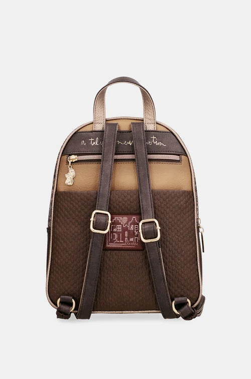 annekè  -  zaino tulip
dimensioni:25 cm / 30 cm / 11 cm  -  43705-197