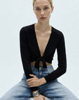 influencer italia  -  cardigan in filo con chiusura fiocco  -  05J7748