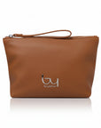 byblos  -  Beauty Byblos
In eco pelle
Con polsiera
Chiusura con zip  -  BYBE01A513
