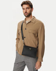 GUESS  -  tracolla uomo 
dimensioni:22x17,5x5  -  hmmislp6457