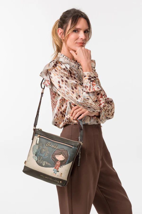 annekè  -  Tracolla Tulip
dimensioni:27 cm / 27 cm / 8 cm  -  43703-069