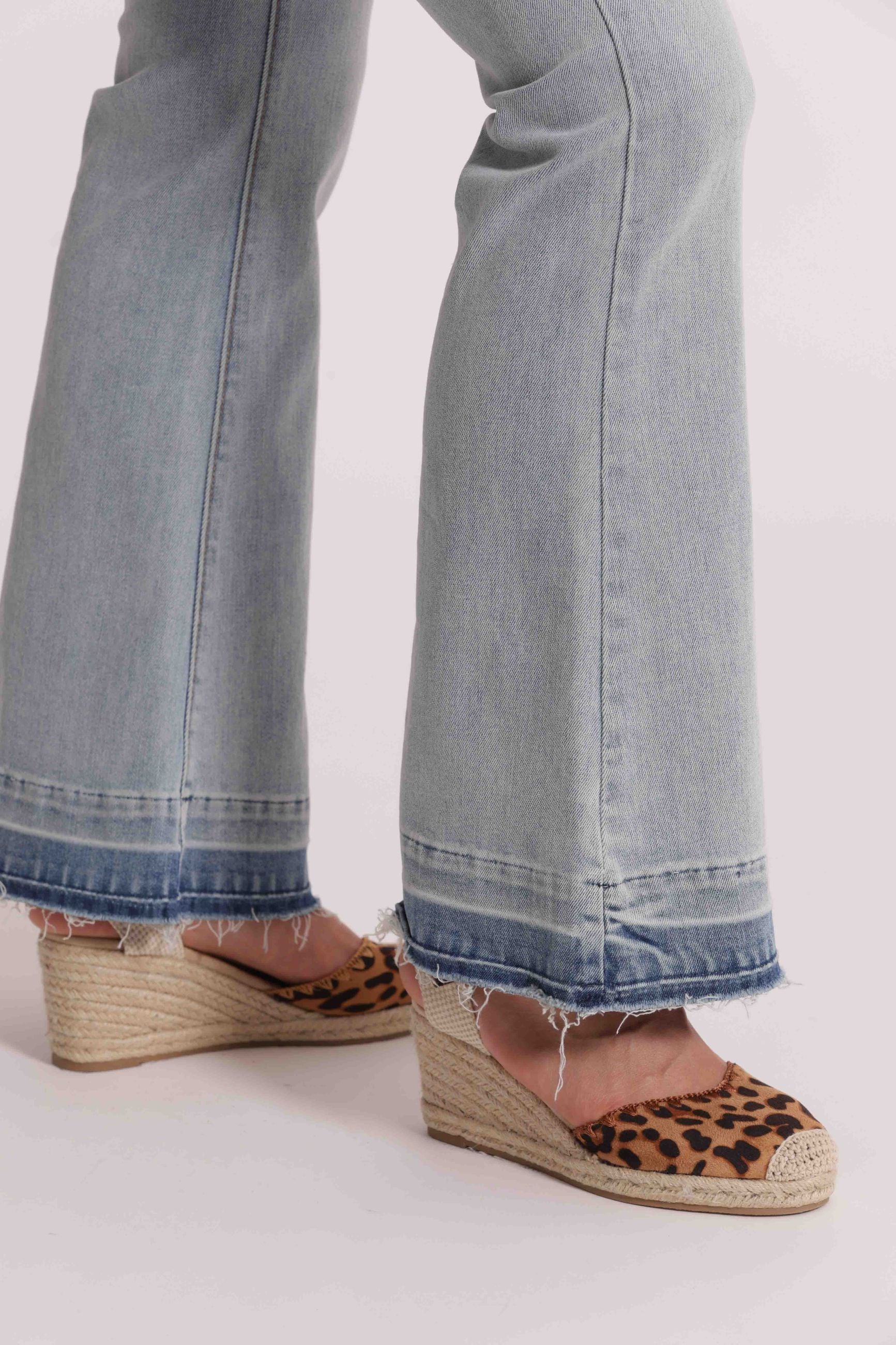mimi mua  -  Jeans morbito  -  ZDAO-2966