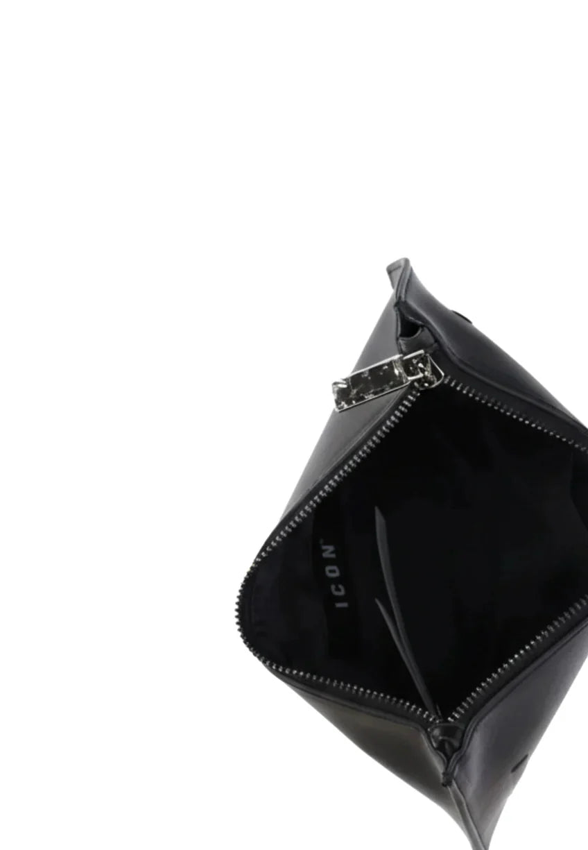 icon  -  pochette a mano modello finn
Dimensioni: 25x19  -  icbu04a07