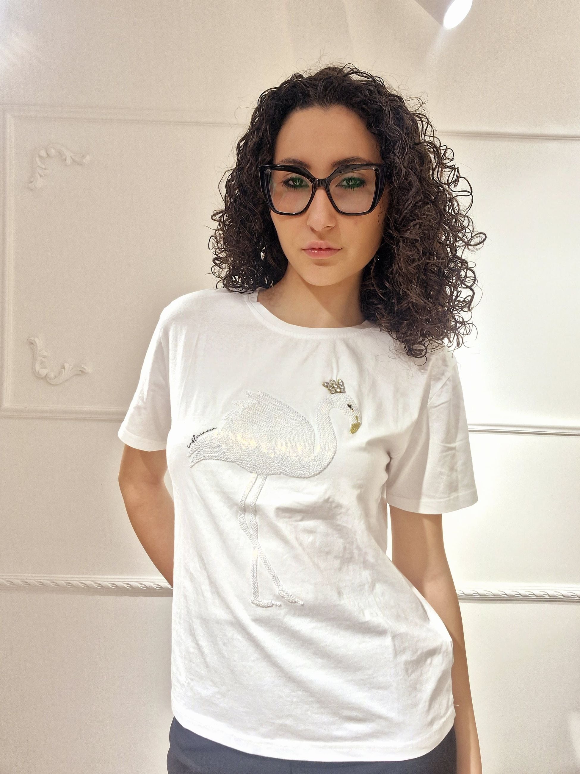 influencer italia  -  Shirt influencer in cotone
Dettaglio in paillettes e strass
Maniche corte  -  03G0194