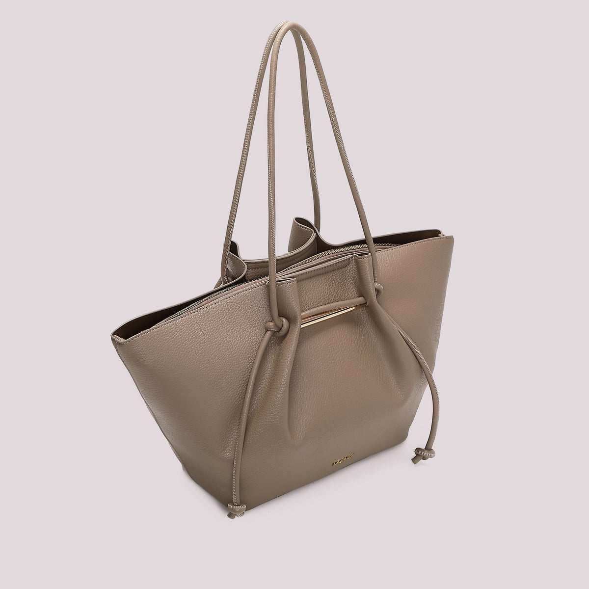 mimi mua  -  borsa a spalla
28x47x2  -  m8-j201574